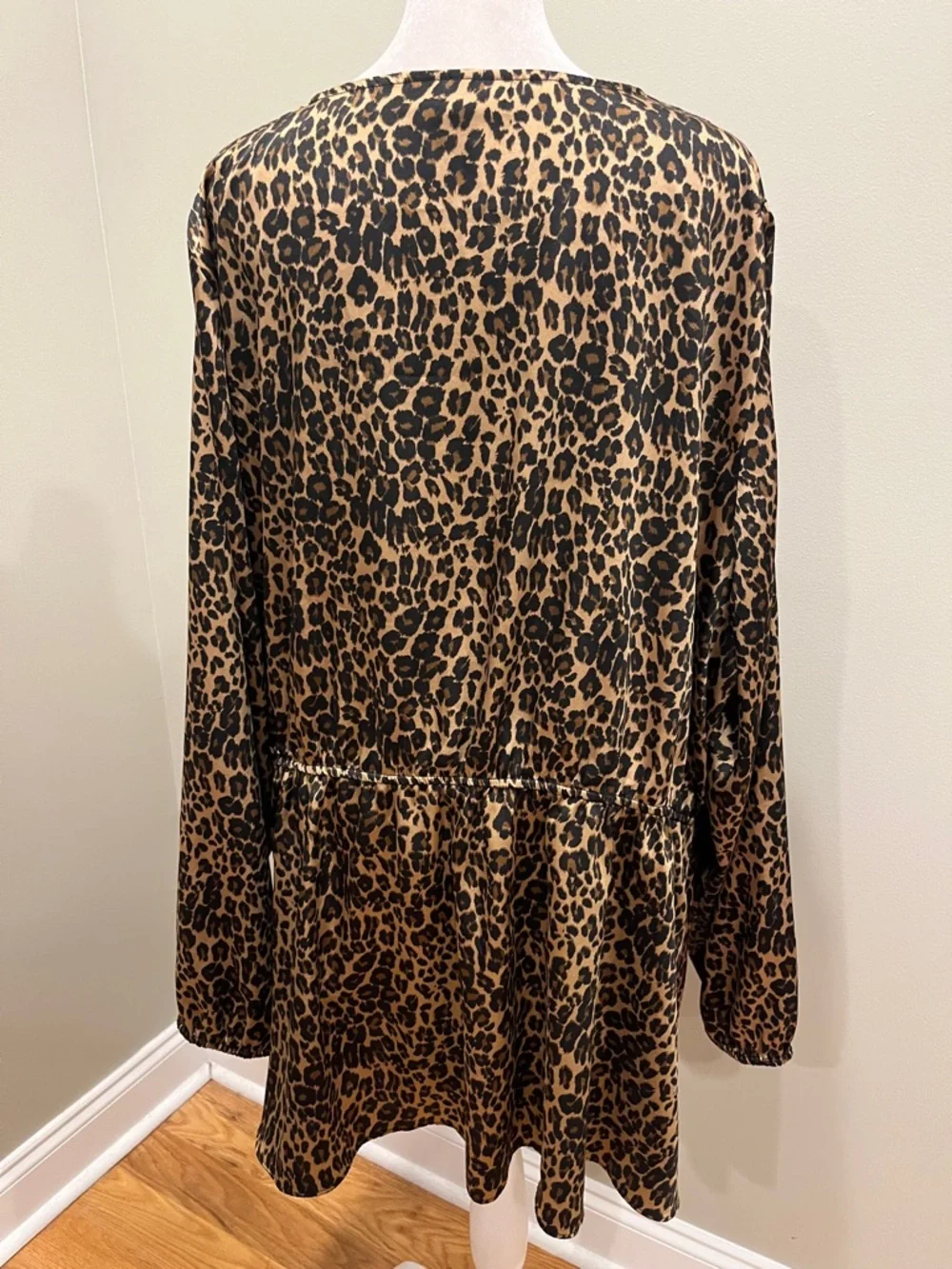 Lane Bryant Leopard Print Faux Wrap Top - Picture 4 of 7